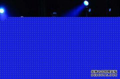 有三位歌手参加了音乐会上最糟糕的演出，只有