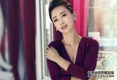 翁红拍了一张91岁的父亲去了兵马俑的照片，50岁
