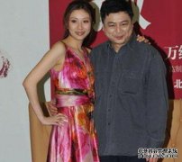 赵本山的妻子很少见，在过去的50年里她仍然很漂