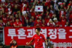 韩国媒体不断发布烟雾弹，阻挠公众的足球。没