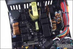 将会出现黑白双碟，新的鑫谷GP700P电源和原始版